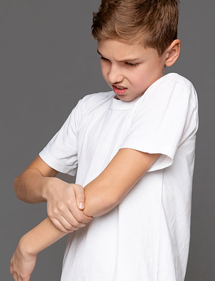child elbow pain